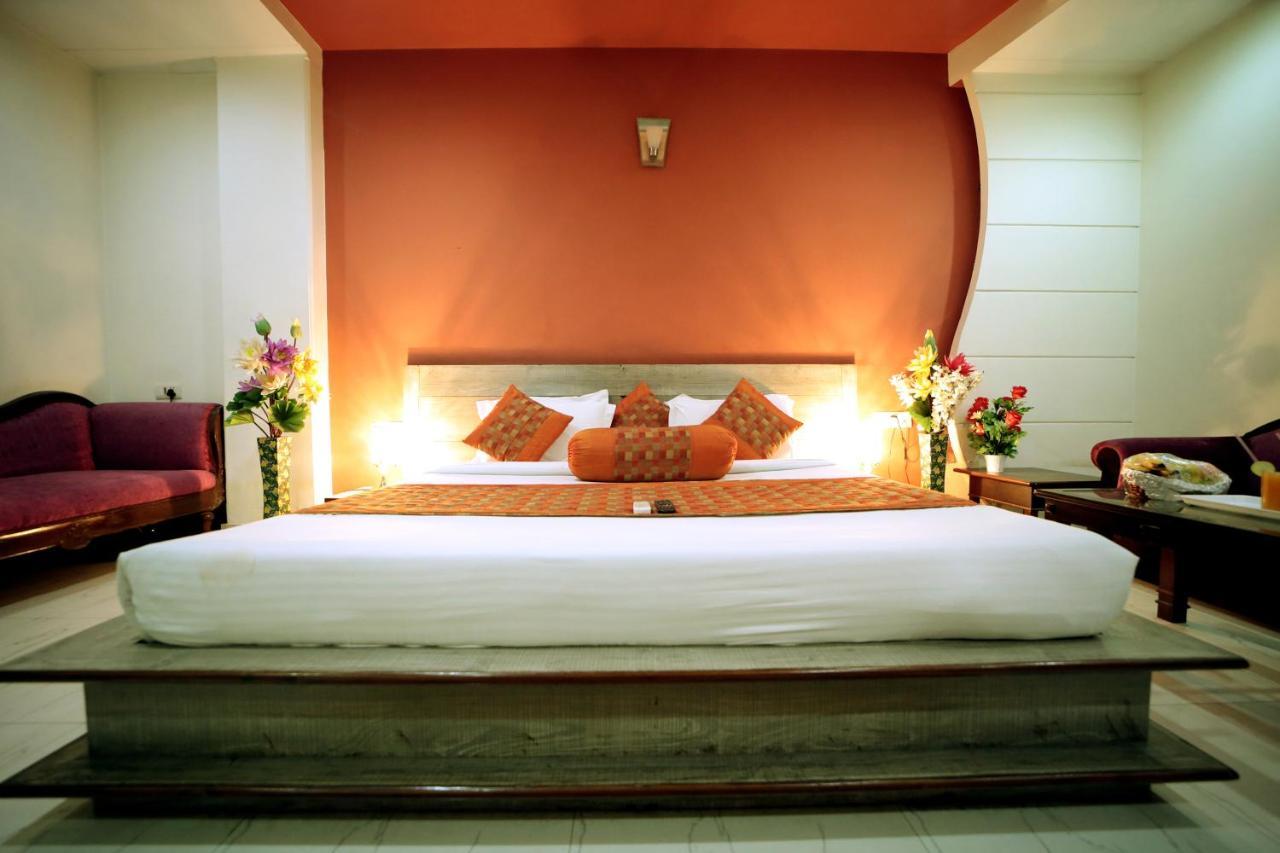 Hotel Blue Bell - Karol Bagh New Delhi Exterior photo